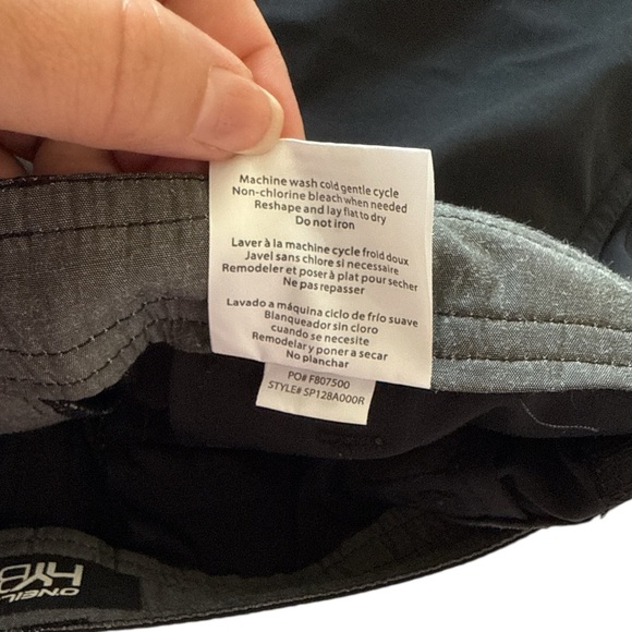 3/$20 O’Neill Boys’ Hybrid Quick-Dry Stretch Shorts Black Size 24 Classic Style - Picture 9 of 9